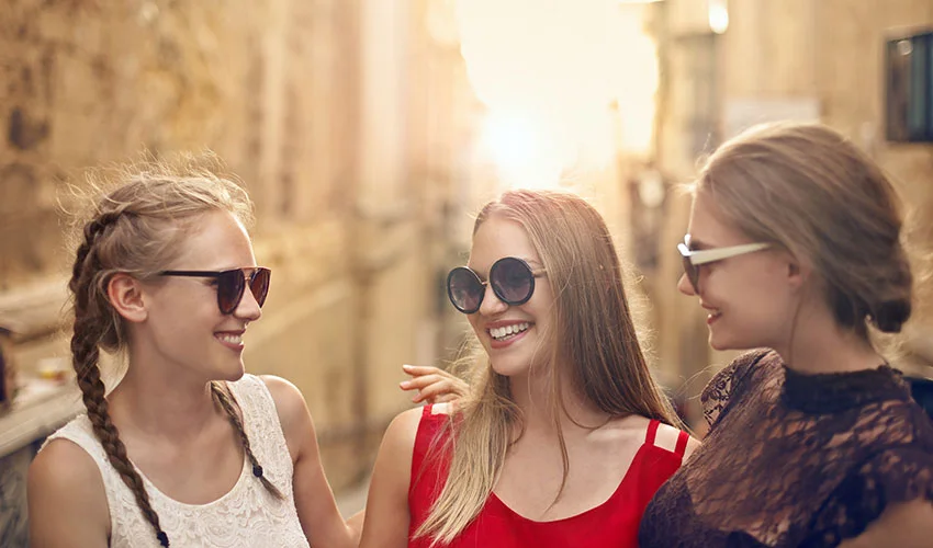 How To Choose The Right Sunglasses For Your Face Shape?