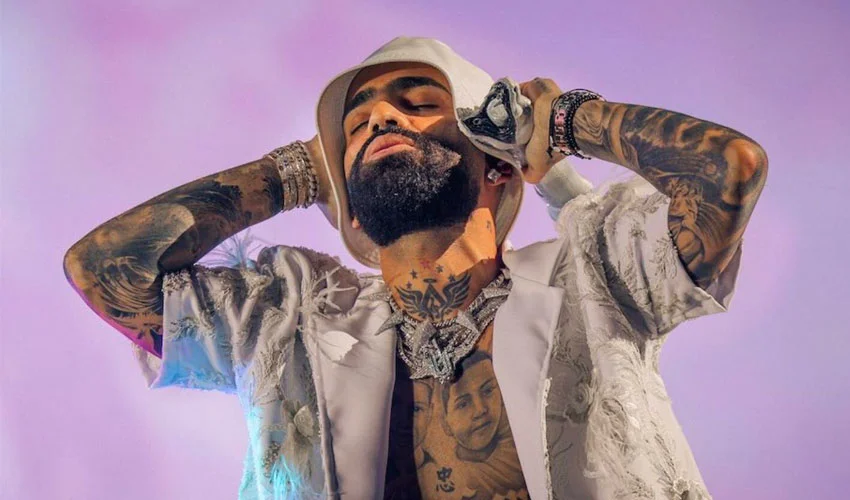 How Tall is Arcangel? The Truth About the Reggaeton Star’s Height