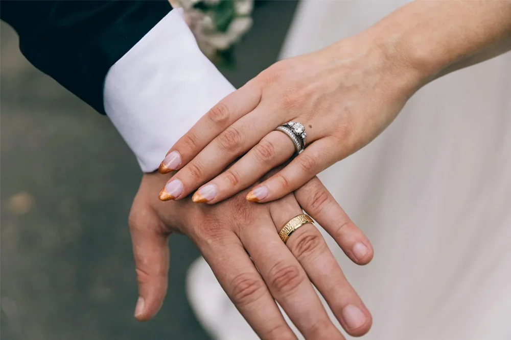 10 Unique Galaxy Inspired Wedding Rings Designs